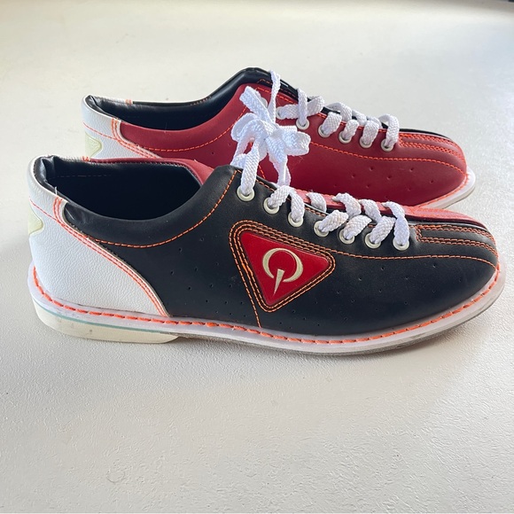 Qubika Red and Black Bowling Shoes NWOT - Picture 2 of 9
